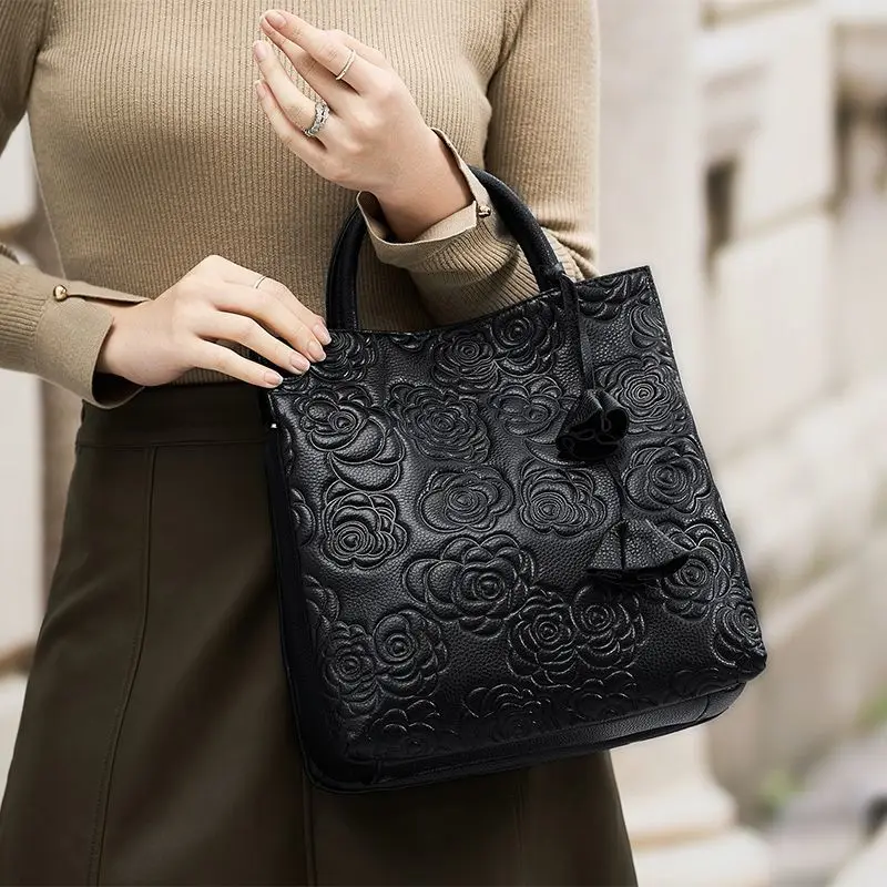 Leichte, luxuriöse, elegante R – Luxury Bags That Are Vegan Bewertung und Preis