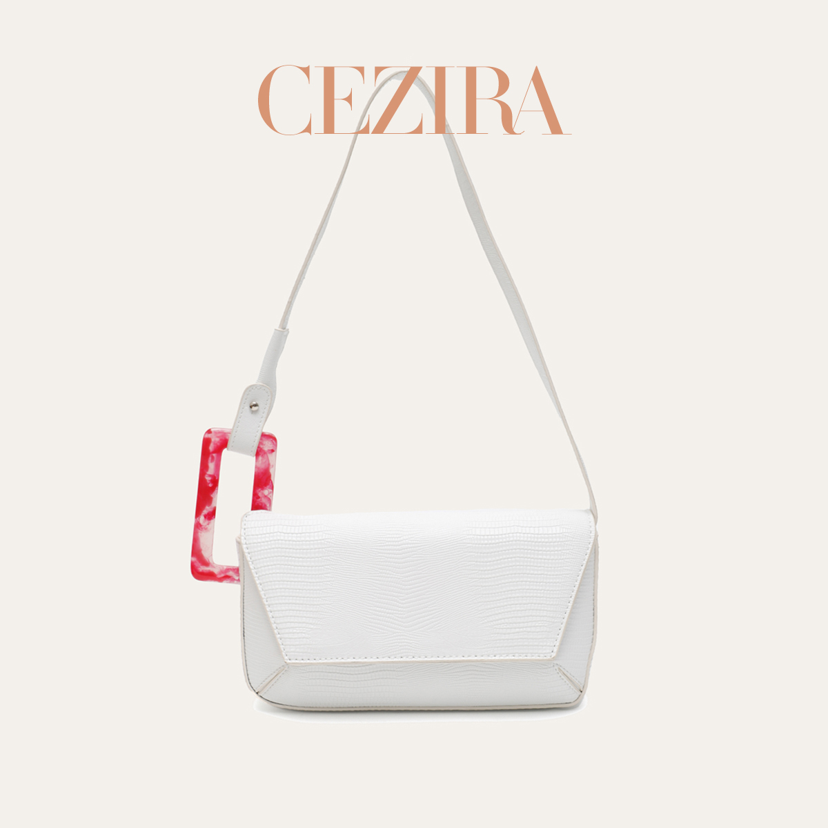 CR Große Quadratische Schnalle – Luxury Bags That Are Vegan Bewertung und Preis